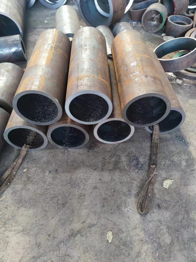 莫力达瓦莫力达瓦莫力达瓦12Cr1MovG无缝钢管切割