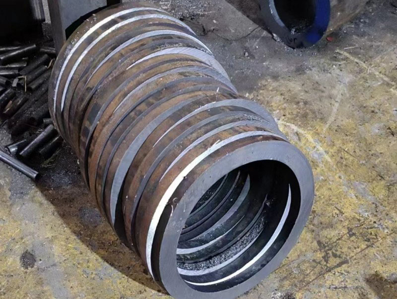 莫力达瓦30CrMo无缝钢管切割